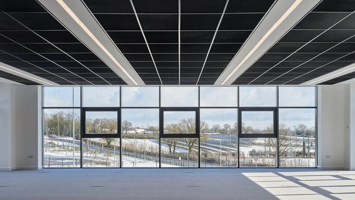 OFFICE SPACE_DSC_2340_23.03.10_GLENCAR_BARDON_HI RES