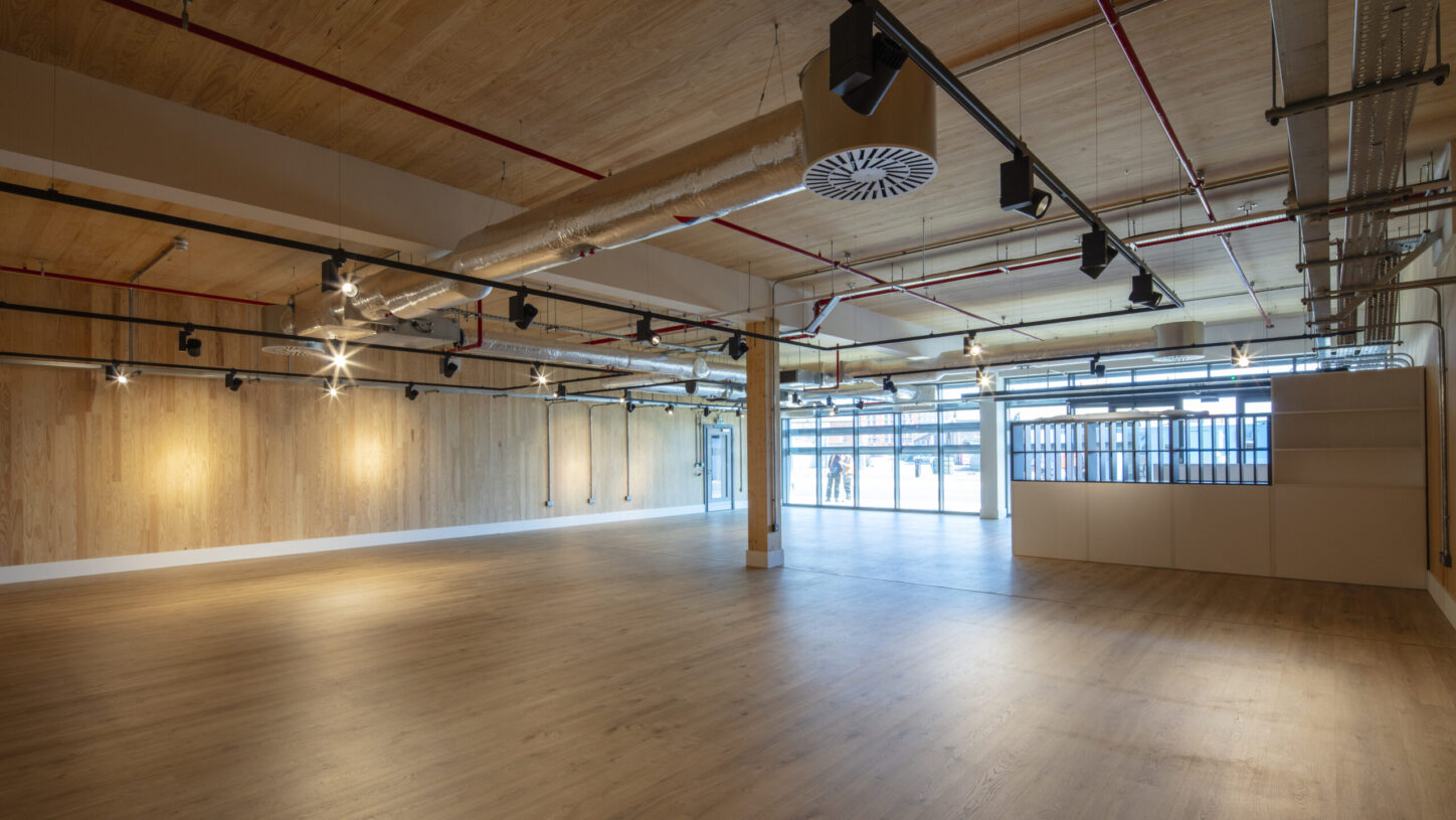 Grandiages Quay, Professional Completion Photography (5)